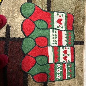 Christmas rug.. like new